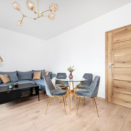 Manufaktura Residence - Apartamenty Prestiz Z Garazem Podziemnym I Dwoma Lazienkami Łódź Exterior foto